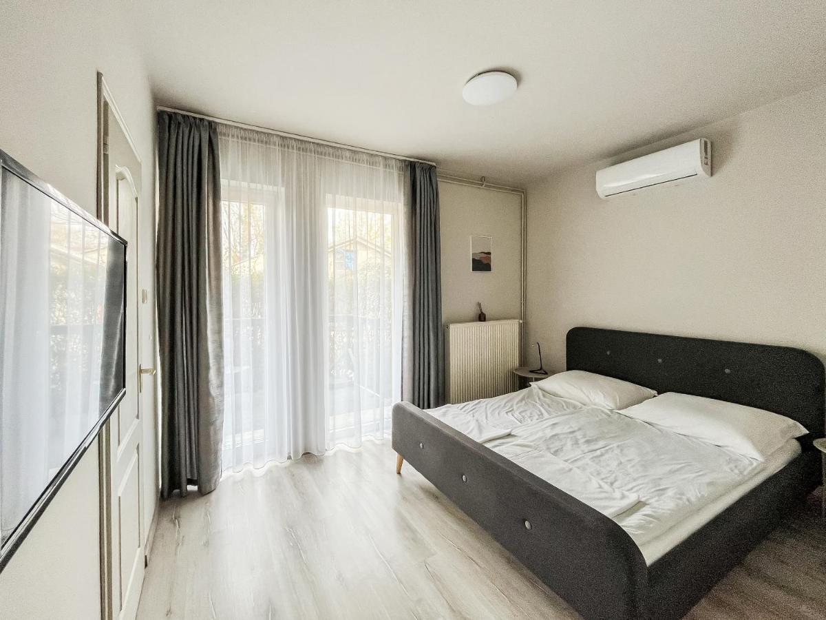 Villa 21 Boutique Rooms Балатональмаді Екстер'єр фото