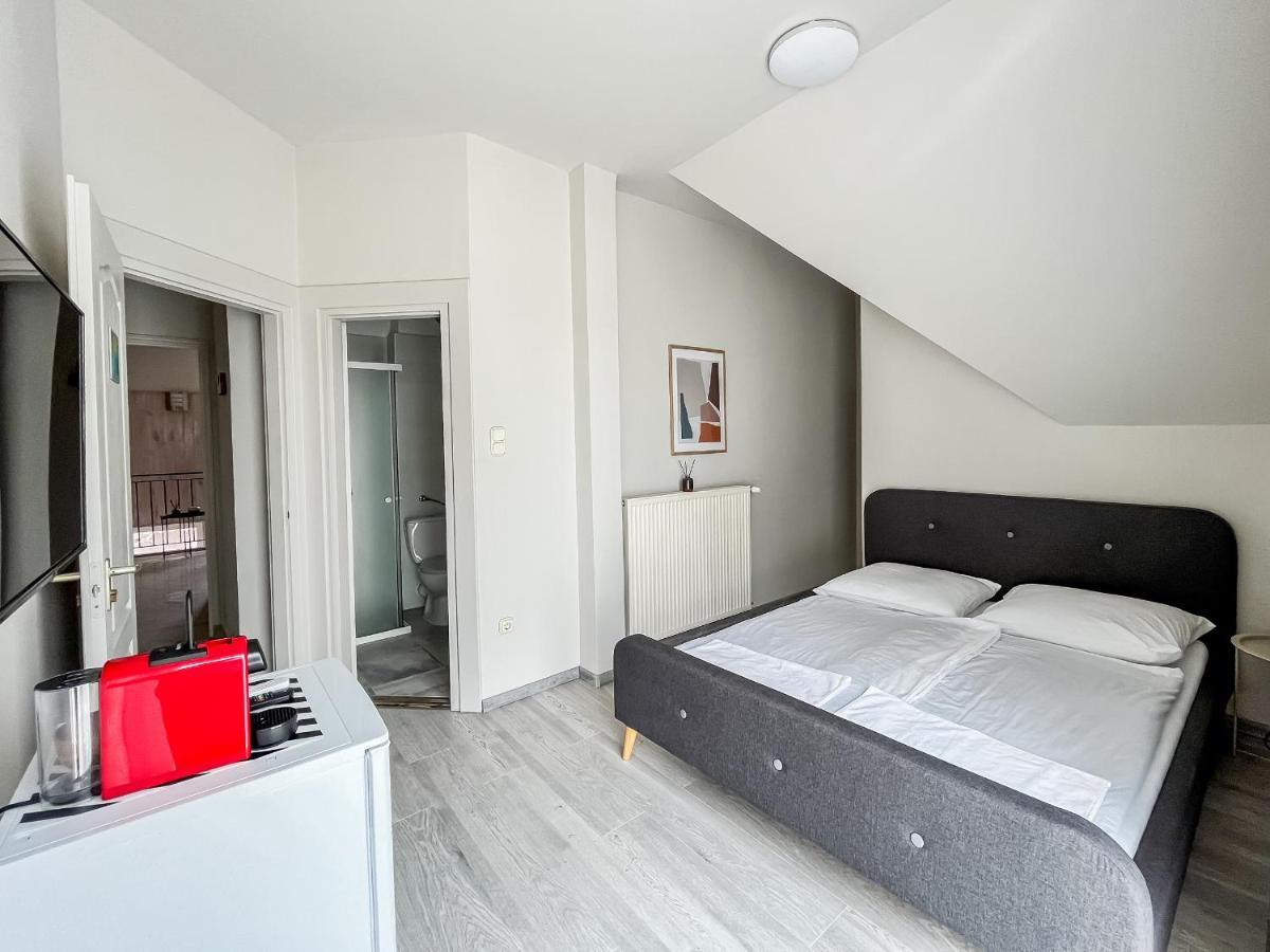 Villa 21 Boutique Rooms Балатональмаді Екстер'єр фото