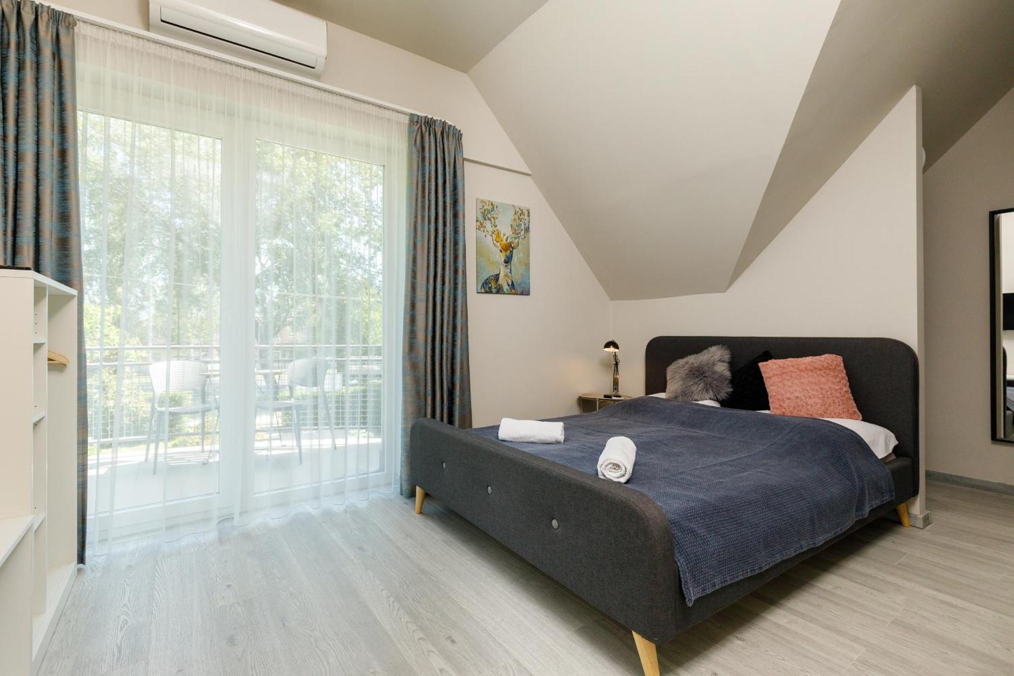 Villa 21 Boutique Rooms Балатональмаді Екстер'єр фото
